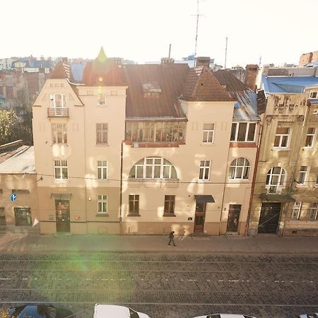 Be Happy Apartment Лвив Екстериор снимка